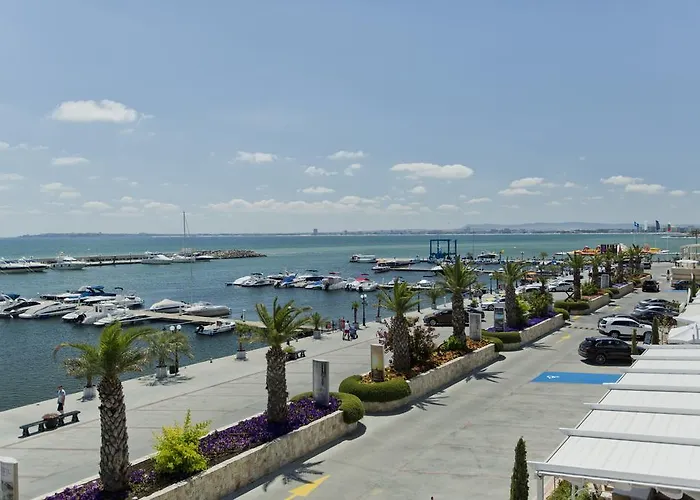 Отель Arena Complex